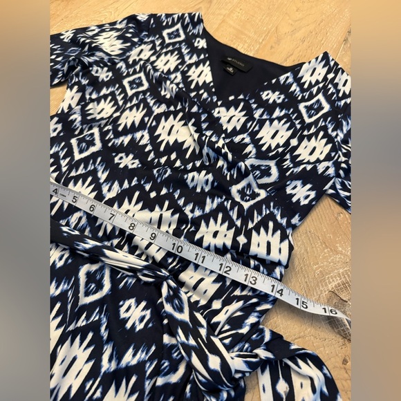 AB Studio Blue Pattern V-Neck Wrap Dress size M - Picture 5 of 9